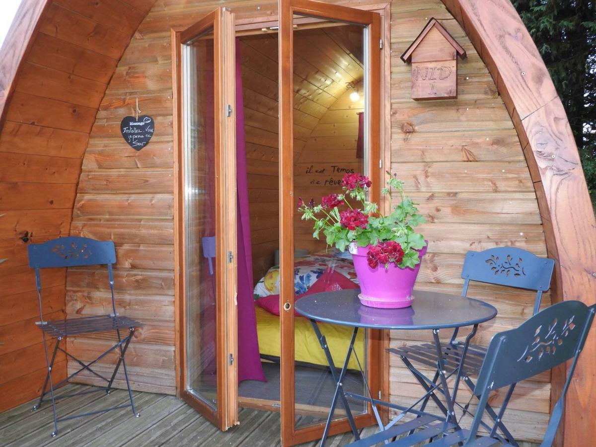 La Maison Ronde Et Ses 2 Cahutes Monthoiron Екстериор снимка
