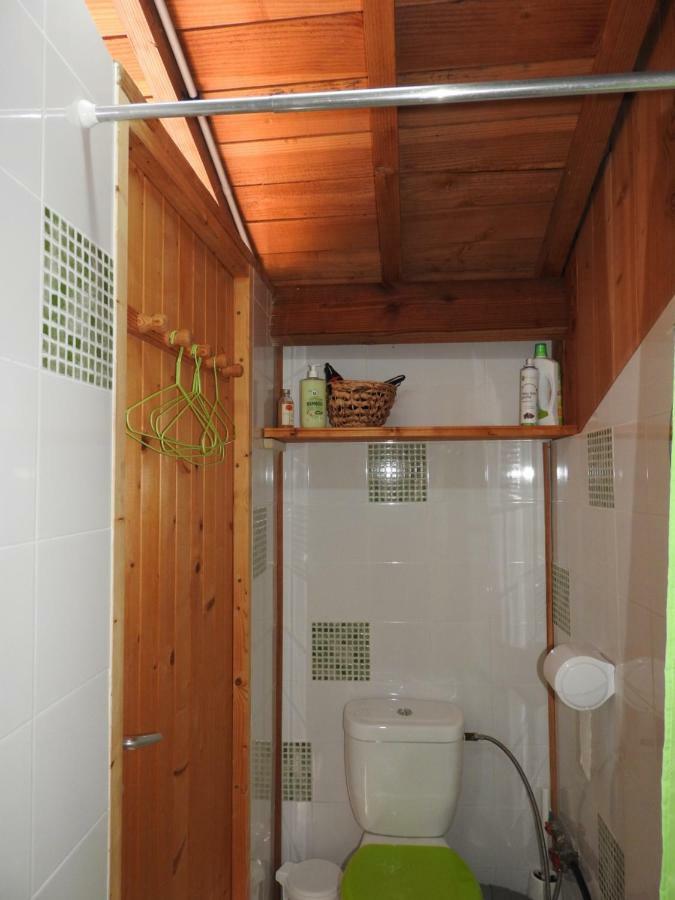 La Maison Ronde Et Ses 2 Cahutes Monthoiron Екстериор снимка